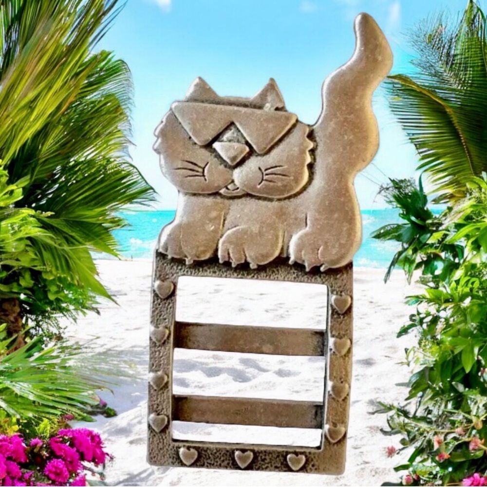 JJ Jonette Pewter Brooch Cool Kitty Cat in Sunglasses Photo Frame Scarf Pin
